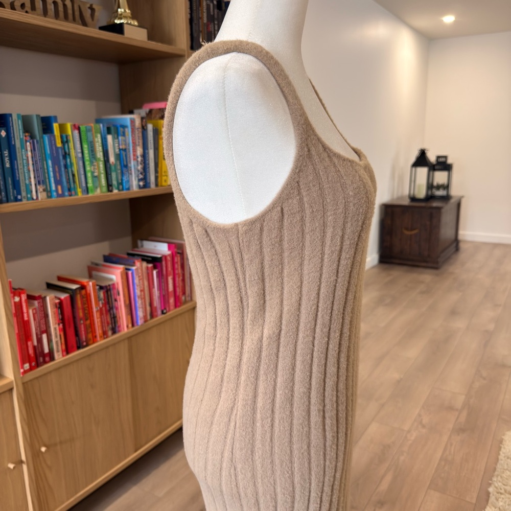 Tan Ribbed Knit Maxi Dress ARITZIA - Picture 4 of 6